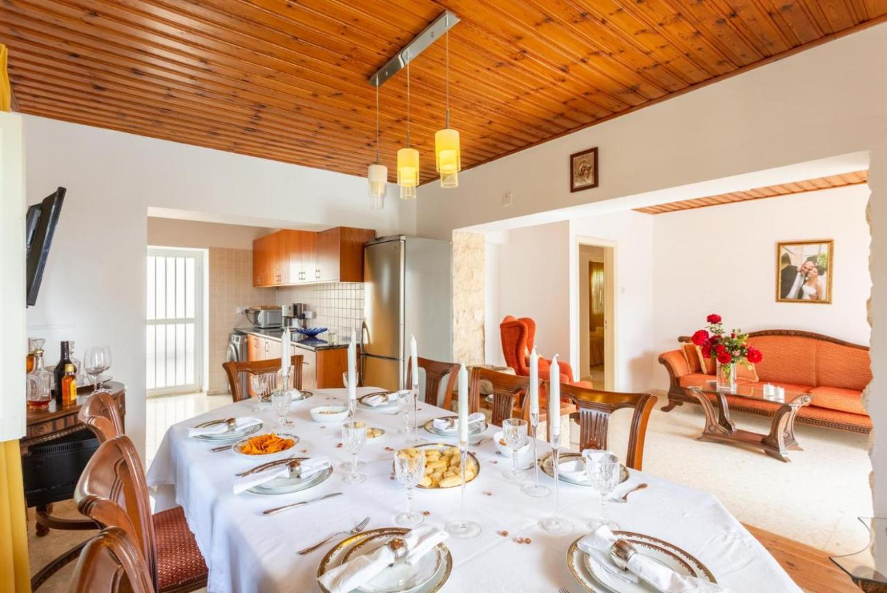 Villa Constantinos Kato Yialia Eksteriør billede